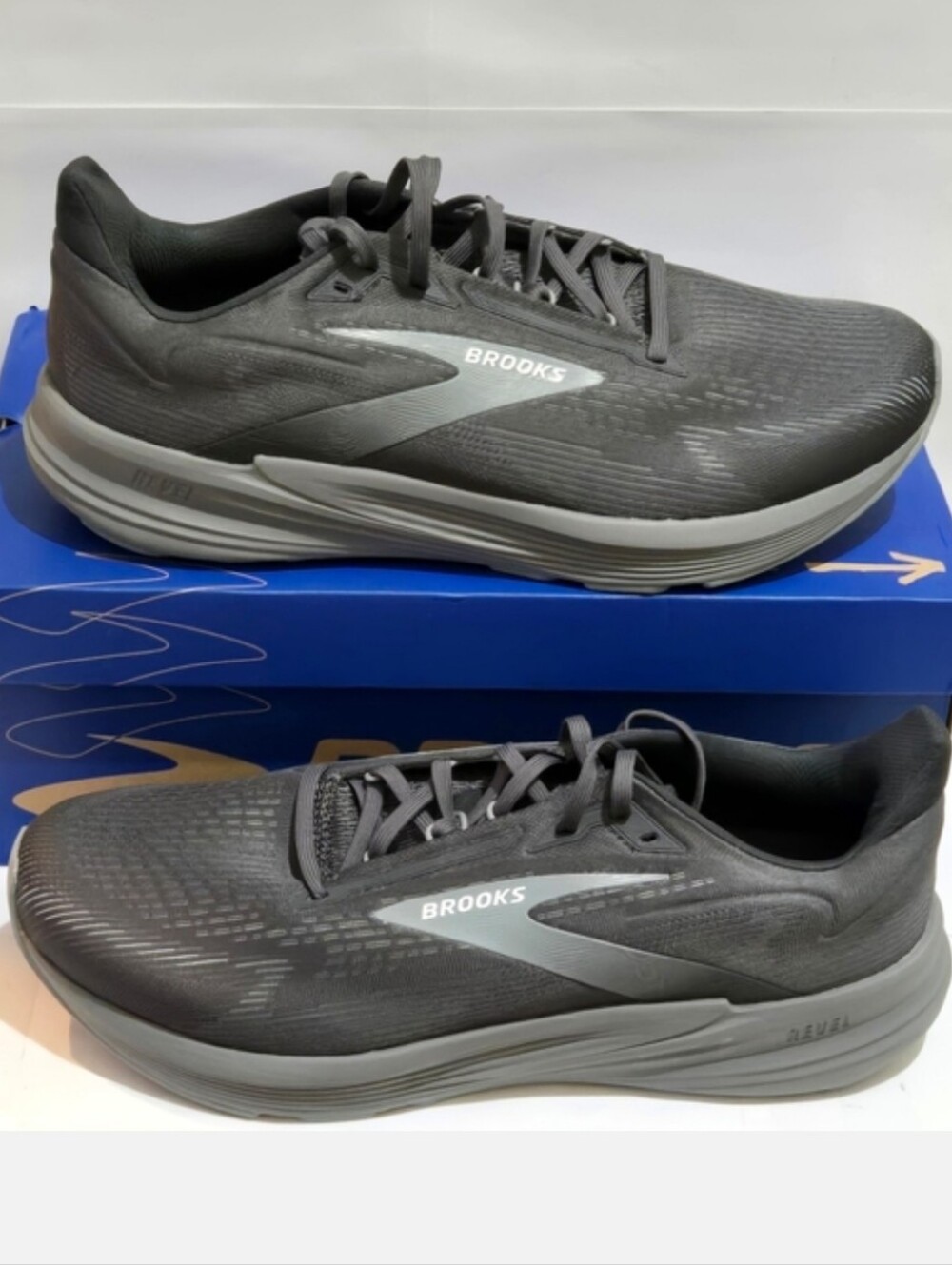 Brooks Revel 8 Running Shoes Men’s 13 2E Wide Blackened Pearl